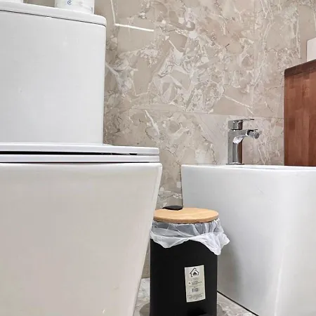 Terrace Flat In Heart Of Tirana