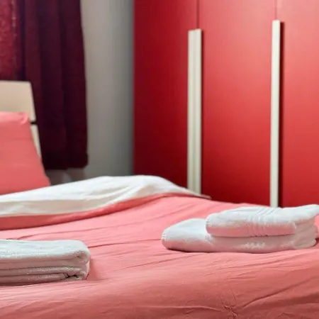 Terrace Flat In Heart Of Apartmán Tirana