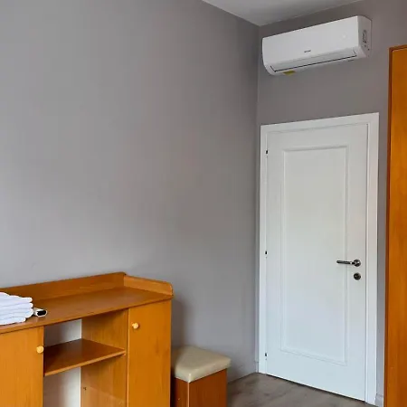 Apartmán Terrace Flat In Heart Of *