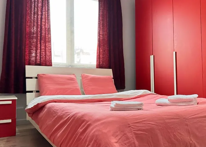 Terrace Flat In Heart Of * Tirana