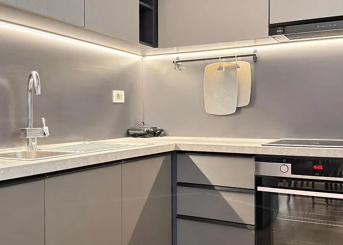 Terrace Flat In Heart Of Apartamento Tirana