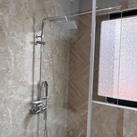 Appartement Terrace Flat In Heart Of