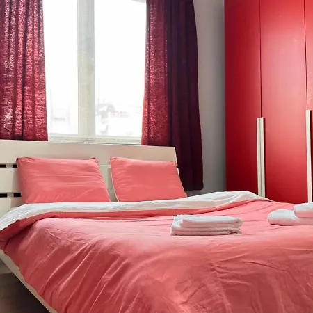 Terrace Flat In Heart Of * Тирана