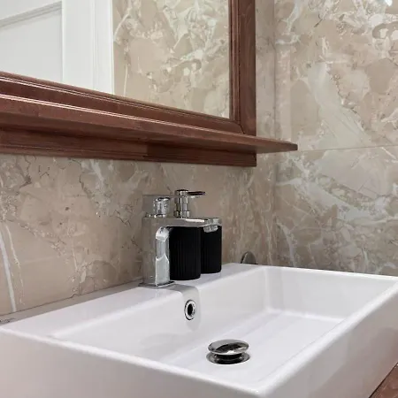 Appartement Terrace Flat In Heart Of Tirana